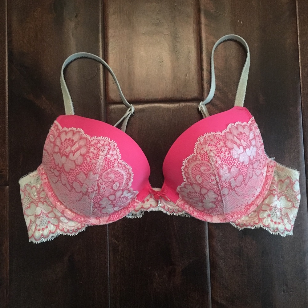 Victoria’s Secret Push-up Bra Size 34B